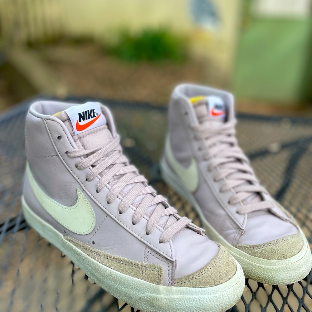 Nike Blazer Mid ‘77 EUC Violet